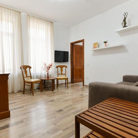 Ago Apartments 布加勒斯特 外观 照片